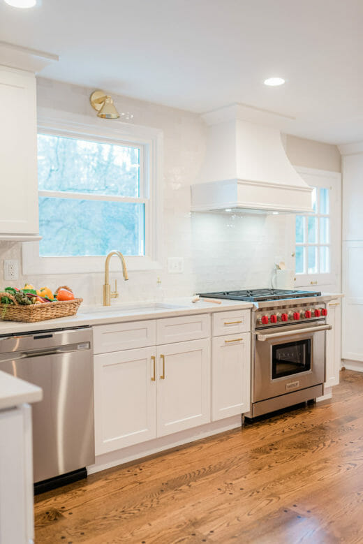 Charleene's-Houses-MD-baltimore-towson-kitchen-renovation-range-hood-brass-faucet-brass-cabinet-hardware