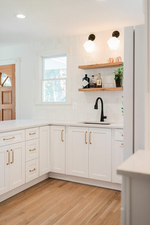 small kitchen remodel white cabinets